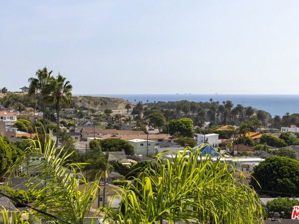 1230 Silvius Avenue, San Pedro CA 90731