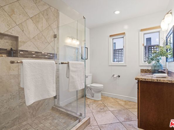 1149 S Carmelina Avenue, Los Angeles CA 90049