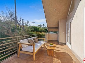 1149 S Carmelina Avenue, Los Angeles CA 90049