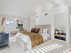 1149 S Carmelina Avenue, Los Angeles CA 90049