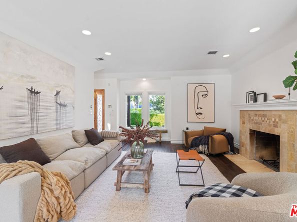 1149 S Carmelina Avenue, Los Angeles CA 90049