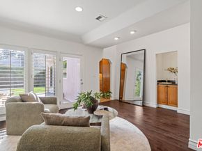 1149 S Carmelina Avenue, Los Angeles CA 90049