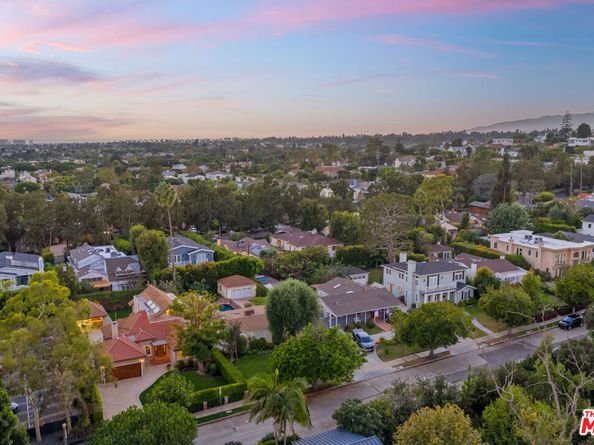 1149 S Carmelina Avenue, Los Angeles CA 90049