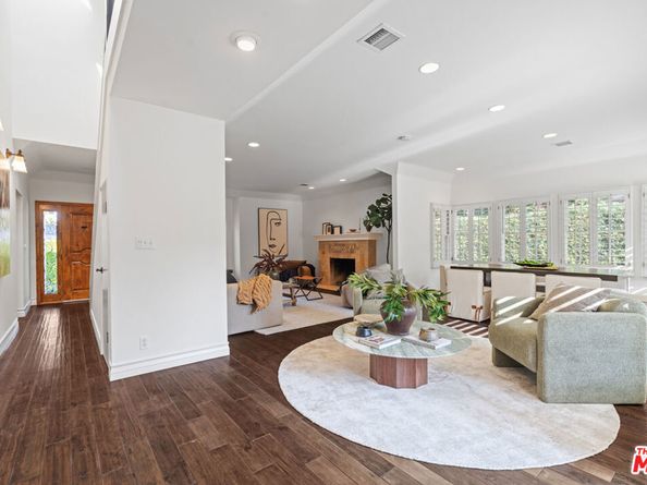 1149 S Carmelina Avenue, Los Angeles CA 90049