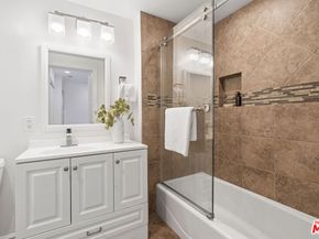 1149 S Carmelina Avenue, Los Angeles CA 90049