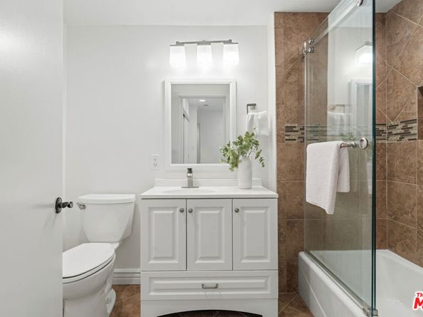 1149 S Carmelina Avenue, Los Angeles CA 90049