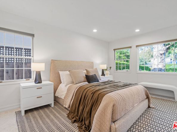 1149 S Carmelina Avenue, Los Angeles CA 90049