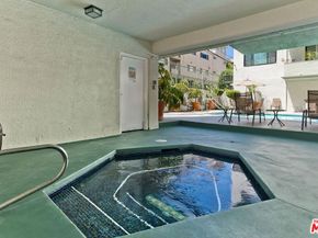 8568 Burton Way 301, Los Angeles CA 90048