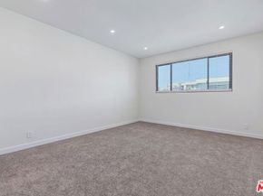 8568 Burton Way 301, Los Angeles CA 90048