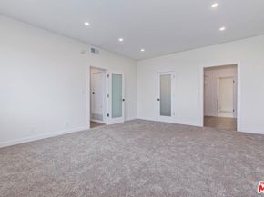 8568 Burton Way 301, Los Angeles CA 90048