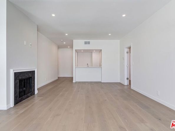 8568 Burton Way 301, Los Angeles CA 90048