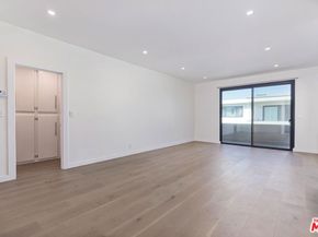 8568 Burton Way 301, Los Angeles CA 90048