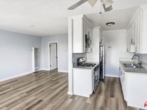 1220 N Van Ness Avenue, Los Angeles CA 90038