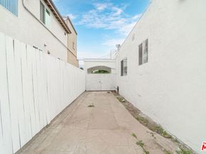 154 W 104th Street, Los Angeles CA 90003