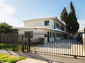 732 W 76th Street, Los Angeles CA 90044