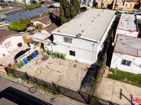 732 W 76th Street, Los Angeles CA 90044