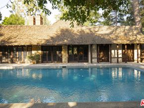 4934 Queen Florence Lane, Woodland Hills CA 91364