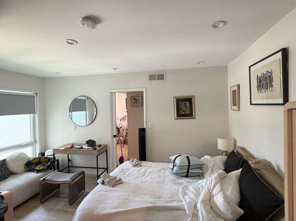 3407 Huxley Street 39, Los Angeles CA 90027