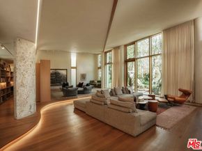 800 Brooktree Road, Pacific Palisades CA 90272