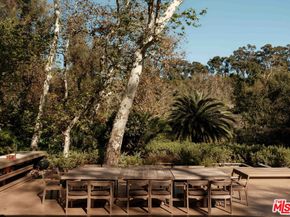 800 Brooktree Road, Pacific Palisades CA 90272