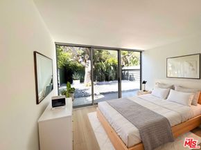 3607 Pacific Avenue, Marina Del Rey CA 90292
