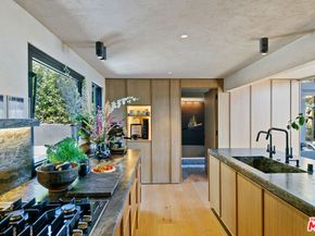 31649 Sea Level Drive, Malibu CA 90265