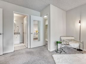 6250 Buckingham 204, Culver City CA 90230