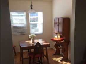 2514 W Chandler Boulevard, Burbank CA 91505