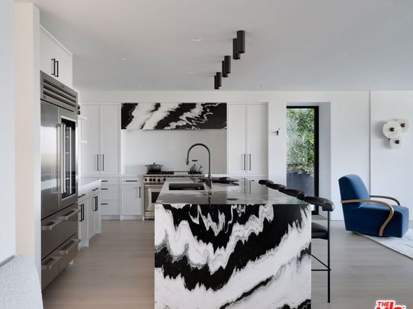 1126 Stradella Road, Los Angeles CA 90077