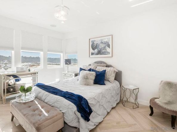 2868 Avella Cir, San Diego CA 92108