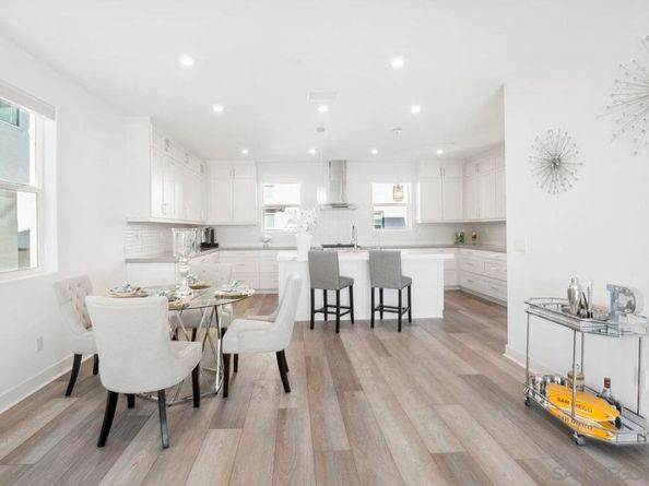 2868 Avella Cir, San Diego CA 92108