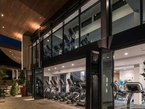 2868 Avella Cir, San Diego CA 92108