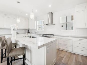 2868 Avella Cir