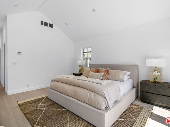 1962 S Point View Street, Los Angeles CA 90034