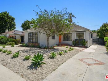 1962 S Point View Street