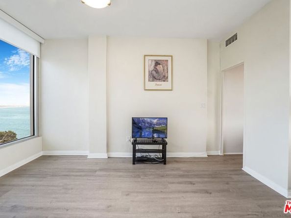 17350 W Sunset Boulevard 2, Pacific Palisades CA 90272