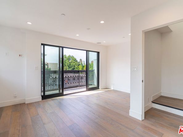1445 N Martel Avenue, Los Angeles CA 90046