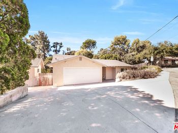 3109 Via Maderas Street