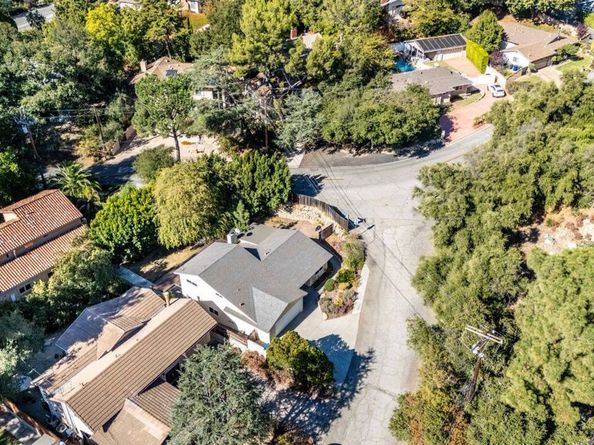 3109 Via Maderas Street, Altadena CA 91001