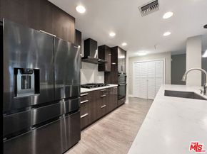 107 N Swall Drive 105, Los Angeles CA 90048