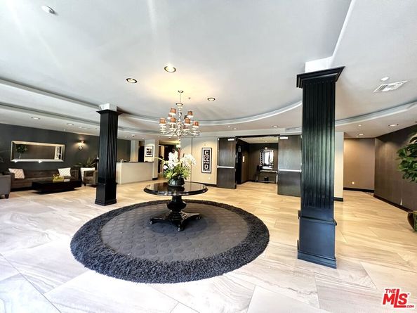 107 N Swall Drive 105, Los Angeles CA 90048
