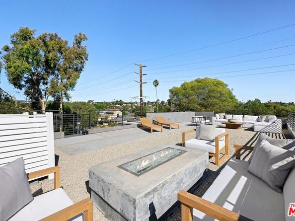 1390 Morningside Way, Venice CA 90291