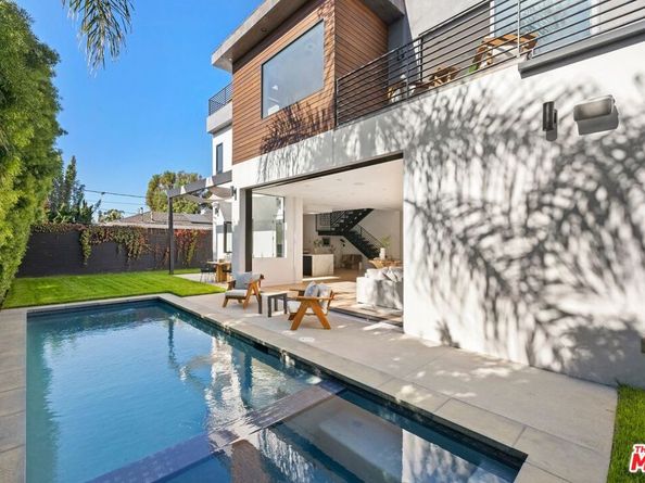 1390 Morningside Way, Venice CA 90291