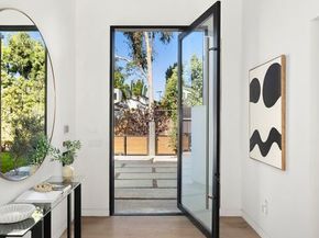 1390 Morningside Way, Venice CA 90291