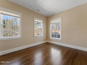 7 Calhoun Drive, Greenwich CT 06831