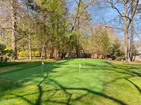 7 Calhoun Drive, Greenwich CT 06831