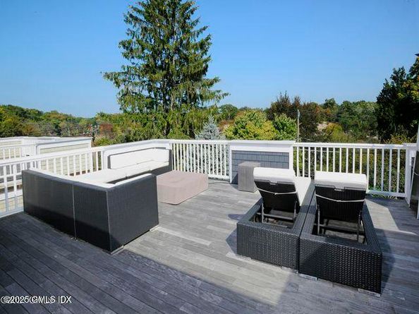 1 Home Place B, Greenwich CT 06830