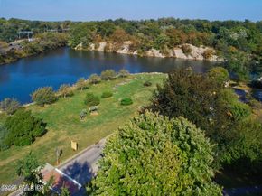 1 Home Place B, Greenwich CT 06830