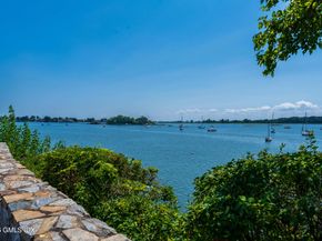 108 Cedar Cliff Road, Riverside CT 06878