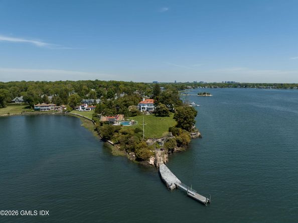 108 Cedar Cliff Road, Riverside CT 06878